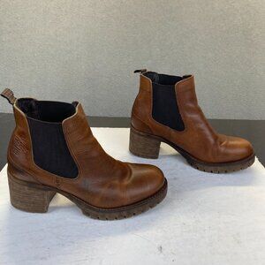 Bull boxer Cory Womens  leather Chelsea ankle boots cognac brown Size 6 M,Shoes